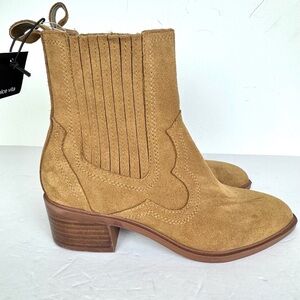 Dolce Vita Steffi Faux Suede Western Bootie in Cognac Color Size 6 NEW